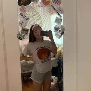 brandy melville graphic tee